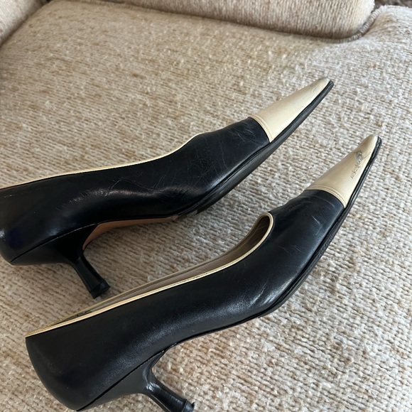 Classic Chanel kitten heel pumps, 36.5 - Picture 5 of 13